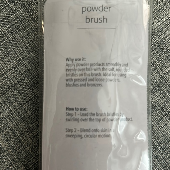 Studio M Set of Three Makeup Brushes. NWT - Picture 6 of 7